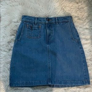 COPY - I’m selling a cute, stylish skirt, like new